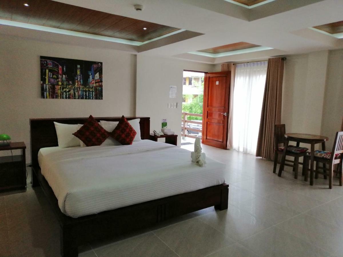 Nirvana Resort Puerto Galera Exterior photo
